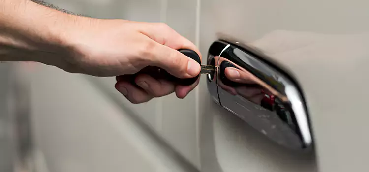 Why Choose Our Auto Locksmith Team in Columbus, IN?