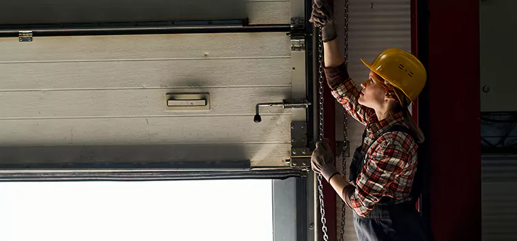 Addressing Common Garage Door Stoppage Issues in Columbus, IN